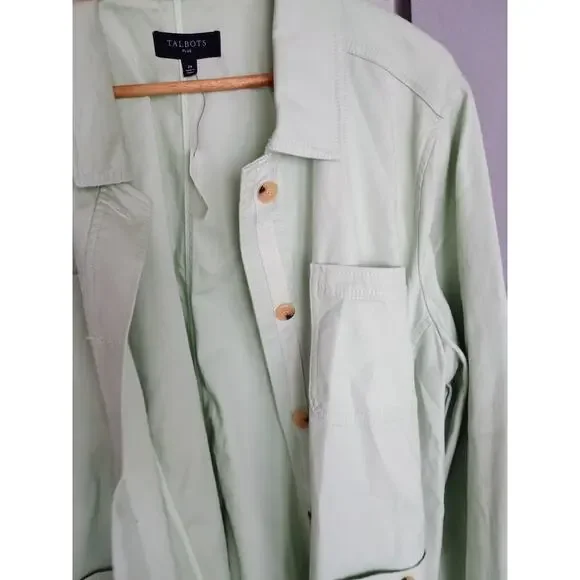 Talbots women's utility or chore jacket in a light mint green plus 2X coastal
